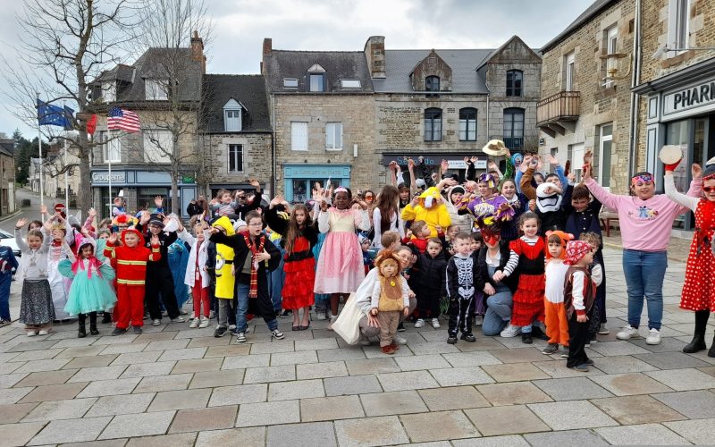 carnaval école publique place